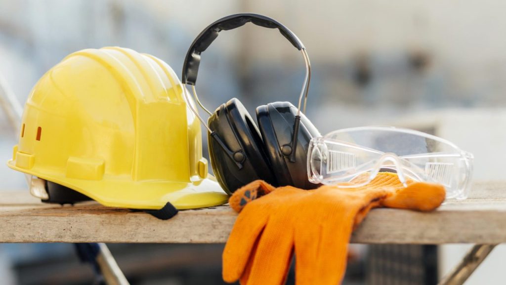 Lee más sobre el artículo la importancia de utilizar equipos de protección personal adecuados